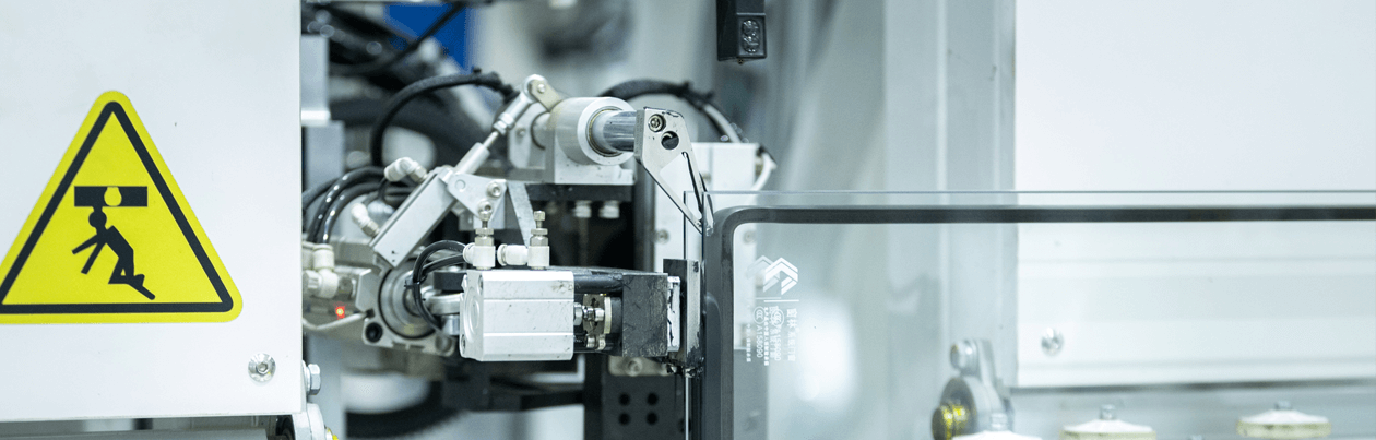 deep glass processing_XCDH GLASS